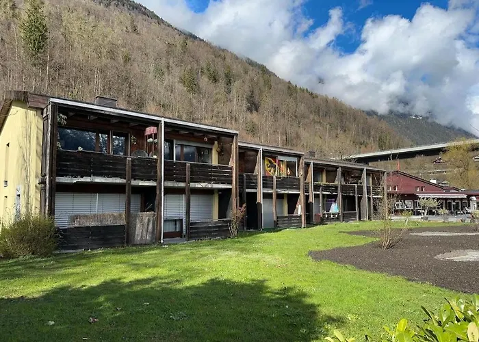 104 - Riverside * Interlaken